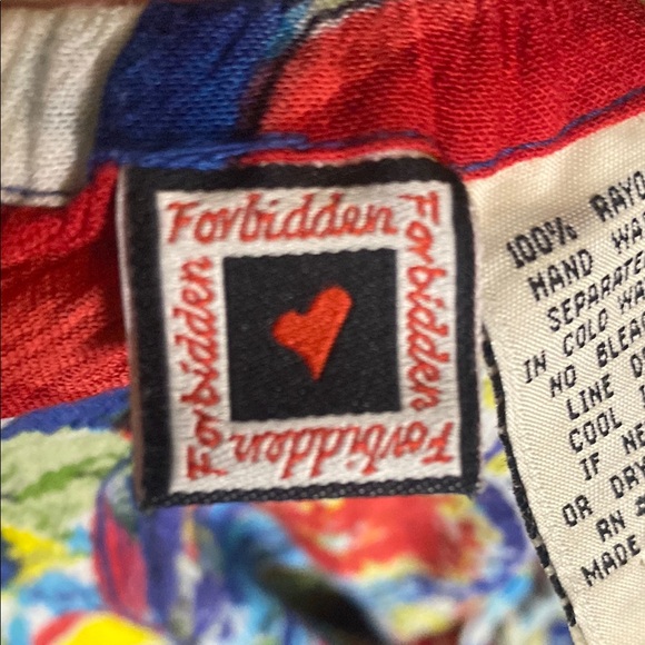 Forbidden seersucker Skirt size medium French themes 21” long elastic waist - Picture 4 of 6